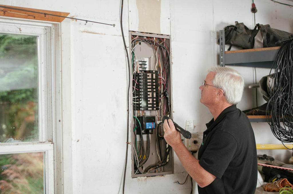 Do I Need a Permit for That? The 10 Projects That Surprise Florida Homeowners&nbsp;Most